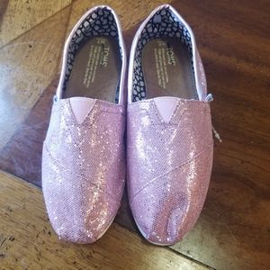NWOT. TOMS Pink Sparkle!